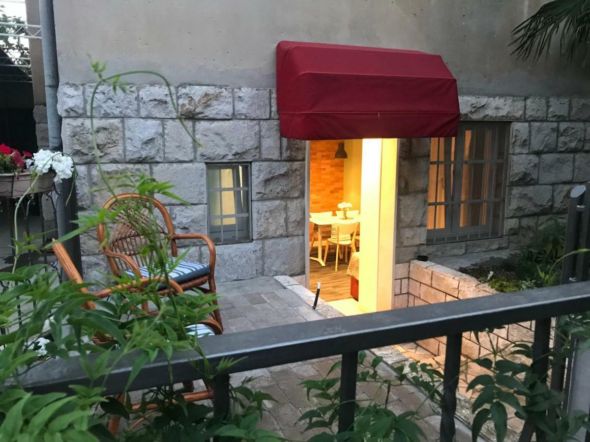 One Bedroom Apartment Split Exterior photo